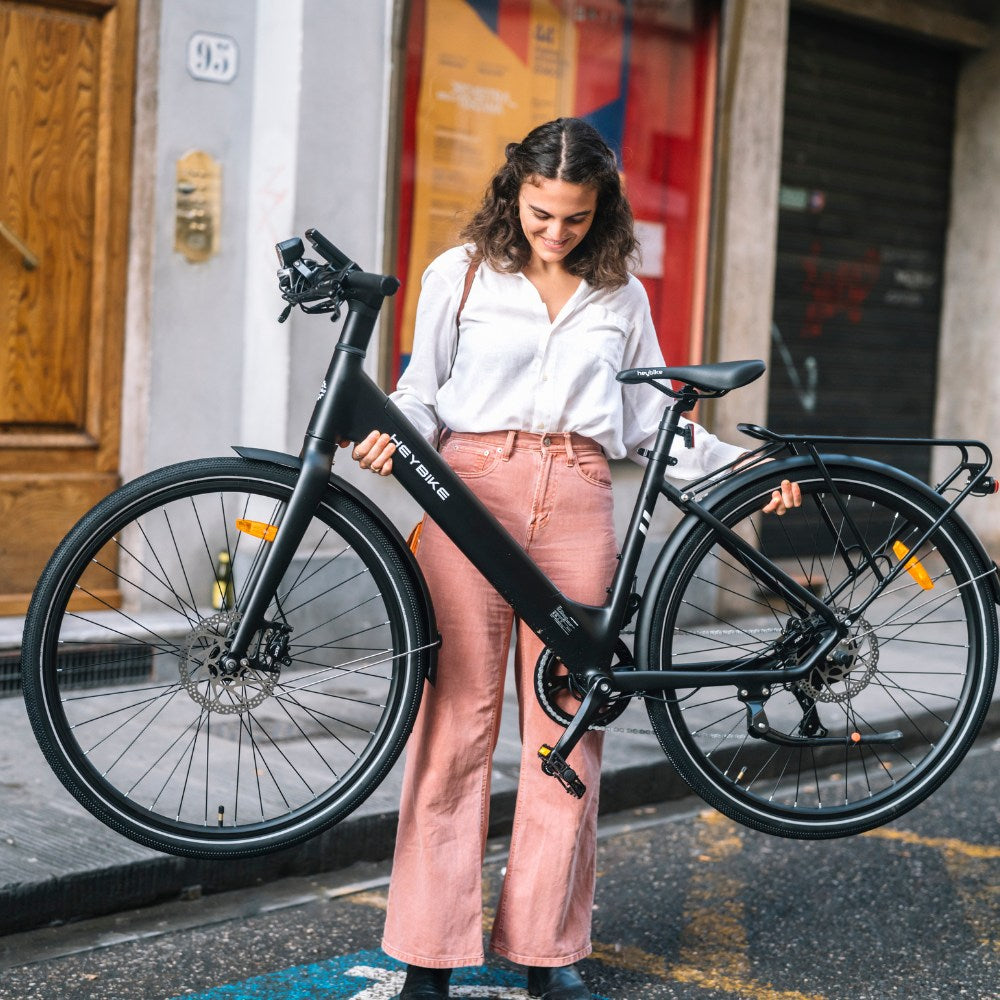 Heybike EC1 Pedelec Electric Bike - side view - real life 2 - PEDAL & RIDE