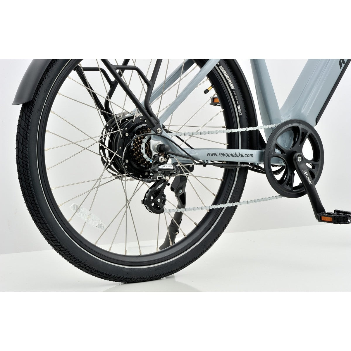 Revom U1 Step-through Hybrid Electric Bike - PEDAL & RIDE