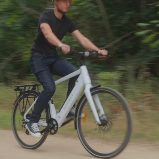 Hygge Losso Hybrid Electric Bike Ride Video - PEDAL & RIDE