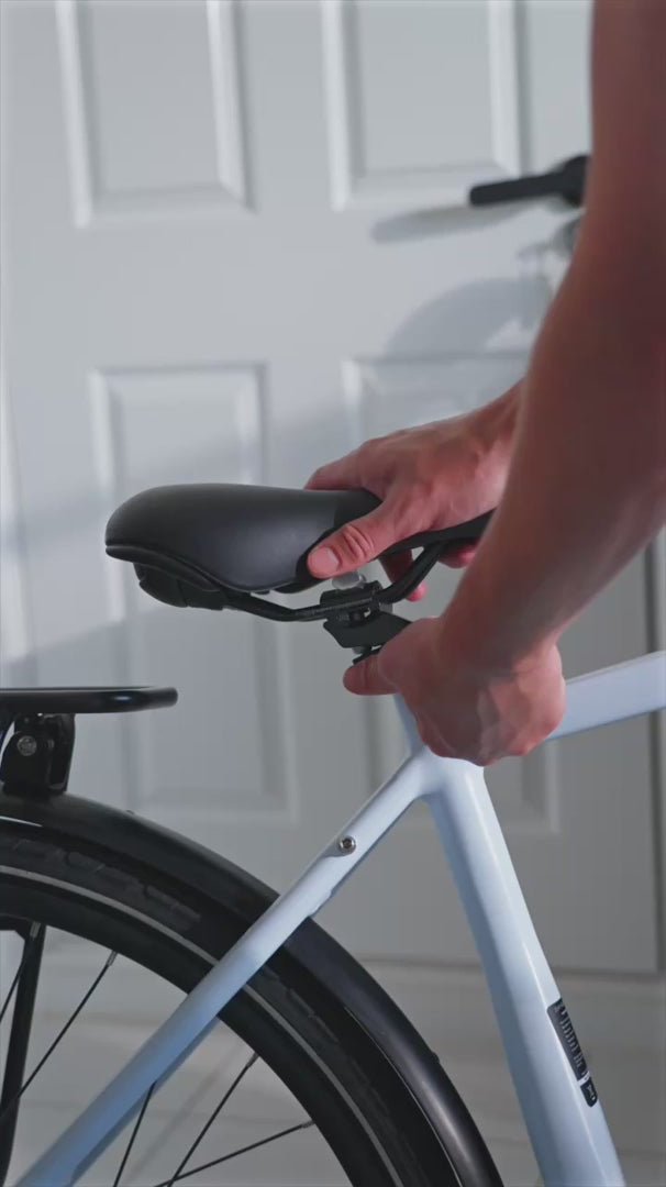 Hygge Losso Hybrid Electric Bike Seat Adjustment Video - PEDAL & RIDE